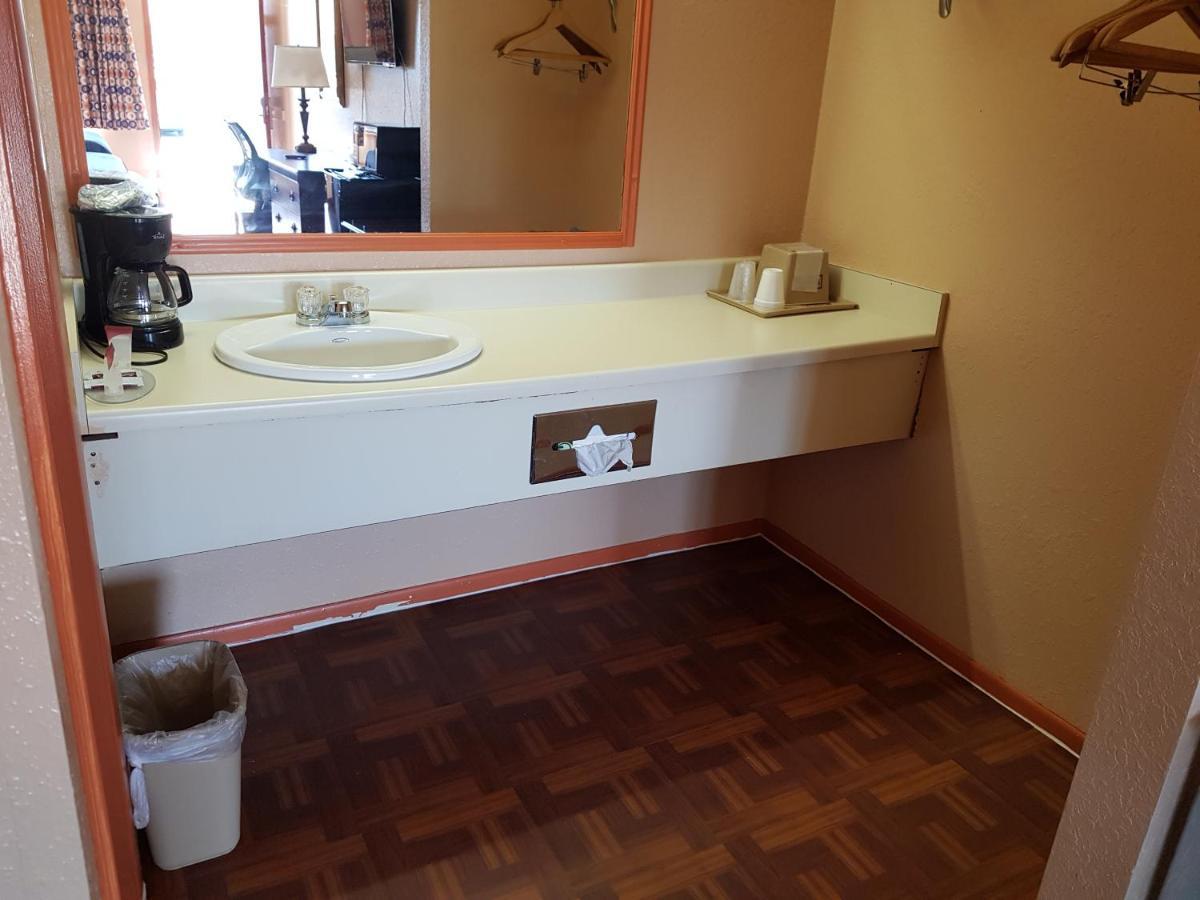Budget Host Inn Eastland Ngoại thất bức ảnh